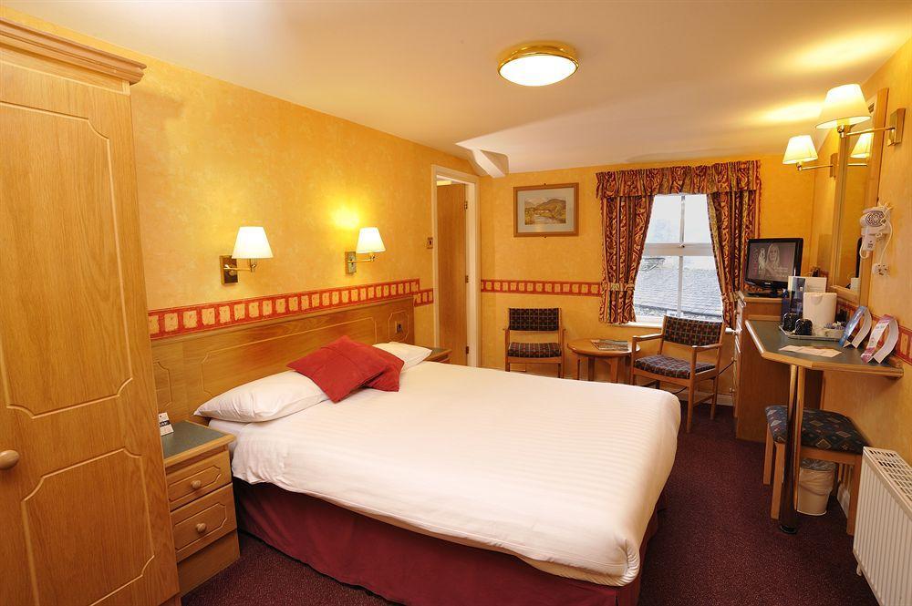 Patterdale Hotel Bagian luar foto